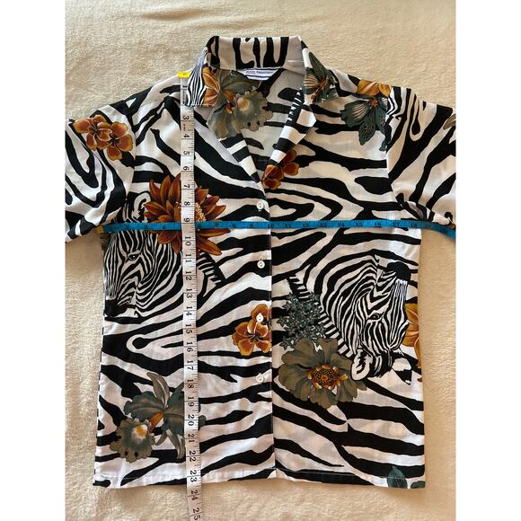 Vintage 1980s Jungle Animal Print Button-Up Shirt Avon Fashions Size Small 5/6 - Picture 5 of 6